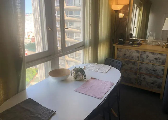 Apartment Bright In The Heart Of Paris